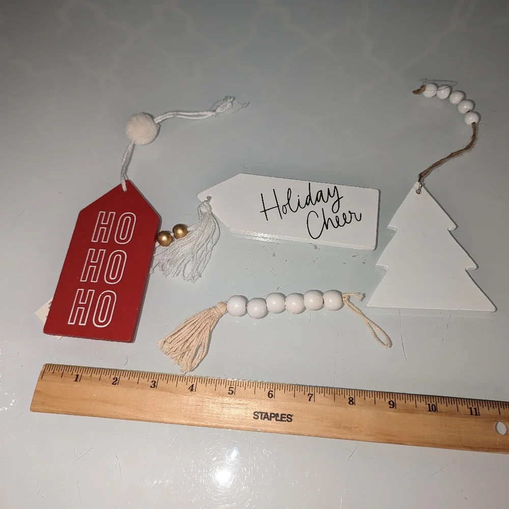 ~Christmas wooden tags